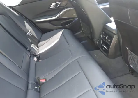 2021 BMW 3 Series M340I xDrive z USA, uszkodzony, nr VIN 3MW5U9J09M8B72761